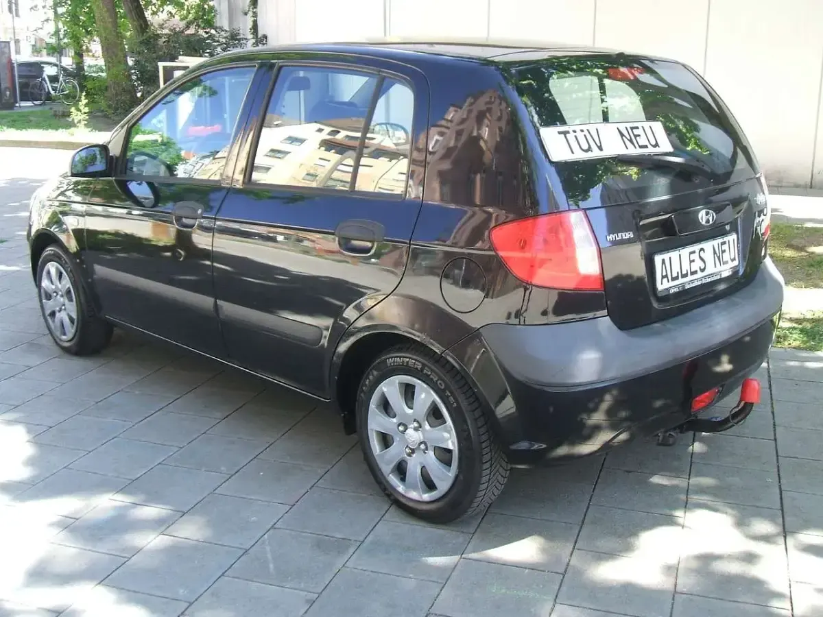 Second-hand Hyundai Getz 67 CP (49 kW) 2008 Negru Hatchback