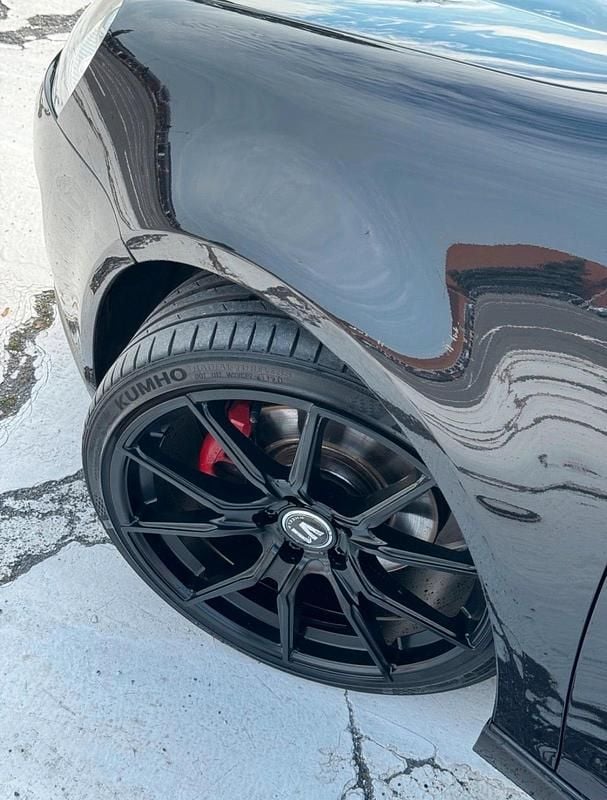 Gebraucht VW Golf VI GTI 250 PS (183 kW) 2008 Schwarz Kleinwagen