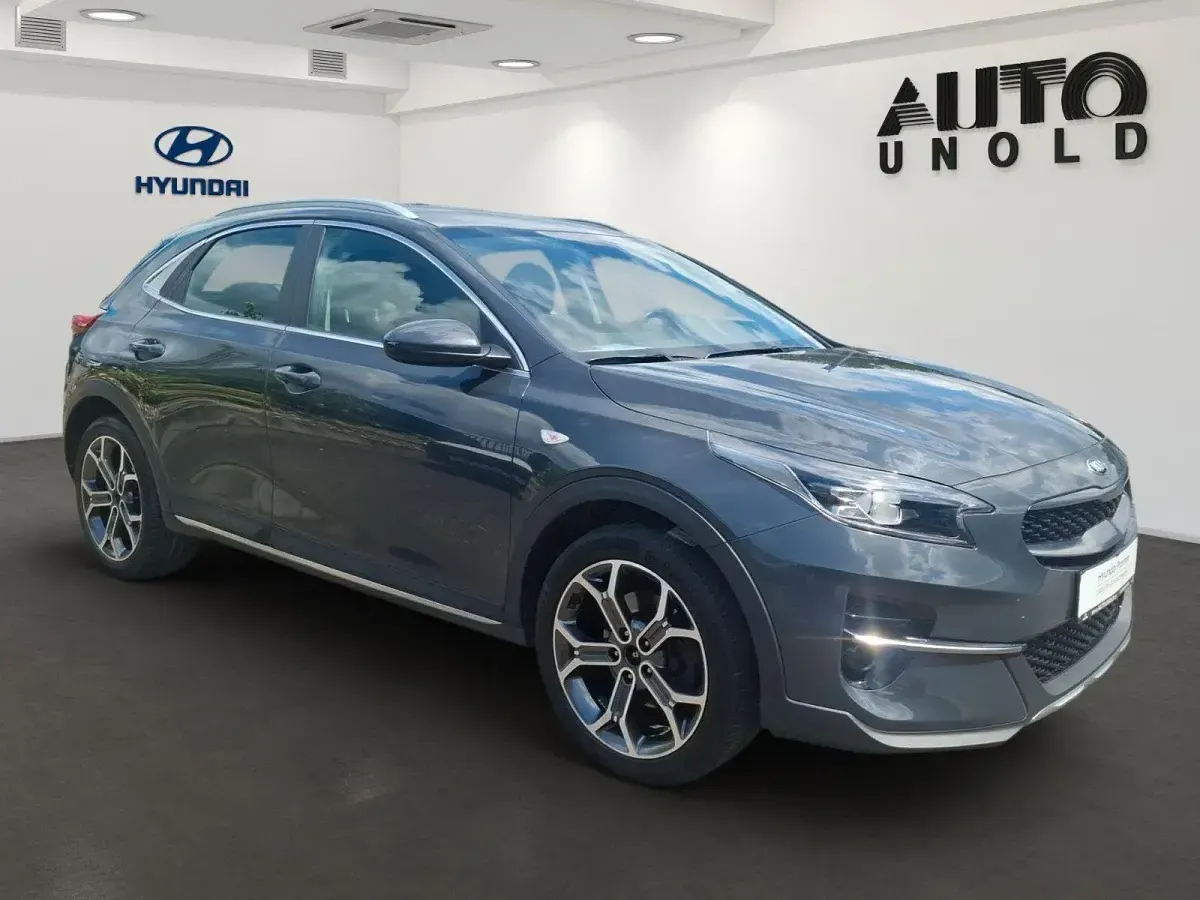 Gebraucht Kia XCeed 120 PS (88 kW) 2020 Grau SUV