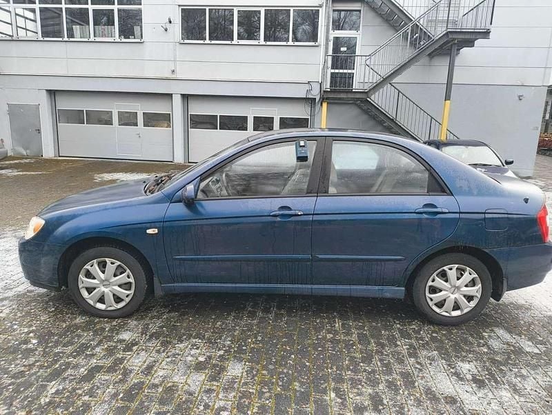 Gebraucht Kia Cerato EX 143 PS (105 kW) 2005 Blau Limousine
