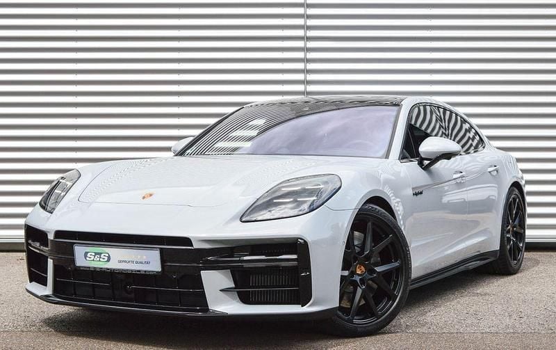 Grau Neu 2025 Porsche Panamera 4S Limousine | 168.900 € - Bild 1/4