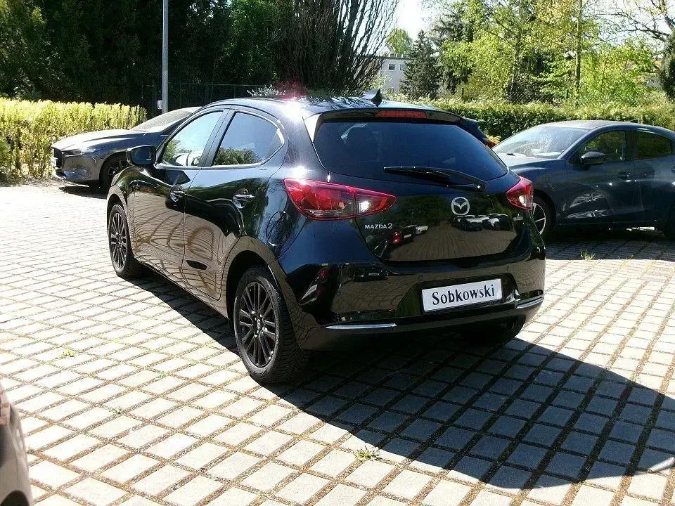 Gebraucht Mazda 2 90 PS (66 kW) 2022 Schwarz Kleinwagen