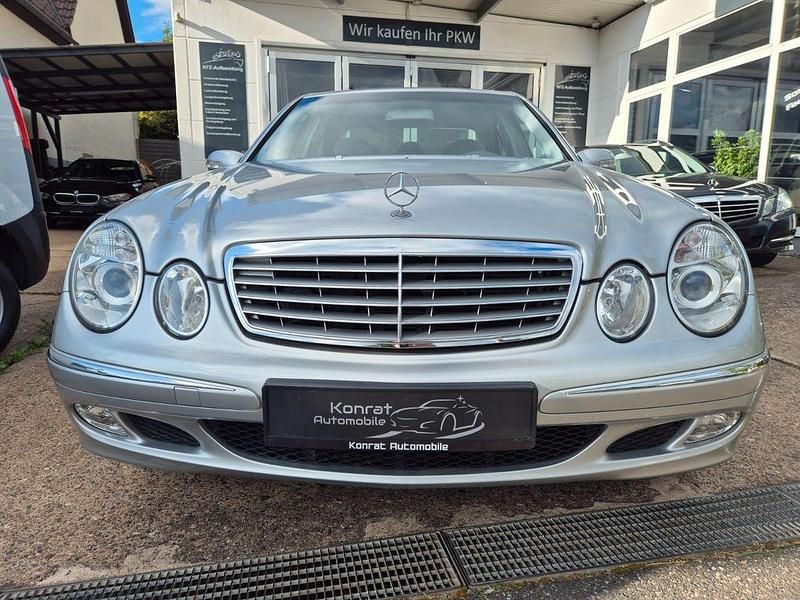 Gebraucht Mercedes E200 Elegance 163 PS (119 kW) 2004 Silber Limousine