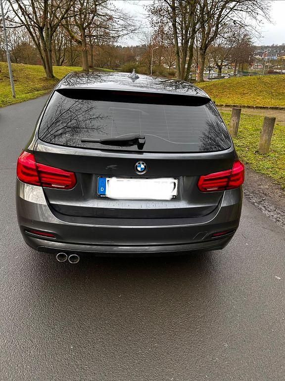 Gebraucht BMW 320 190 PS (139 kW) 2017 Kombi