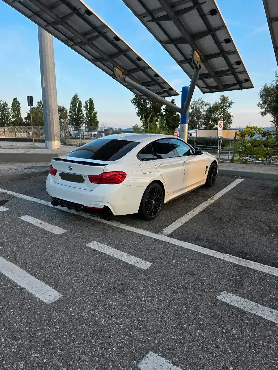 Gebraucht BMW 430 M Sport 252 PS (185 kW) 2017 Weiß Coupé