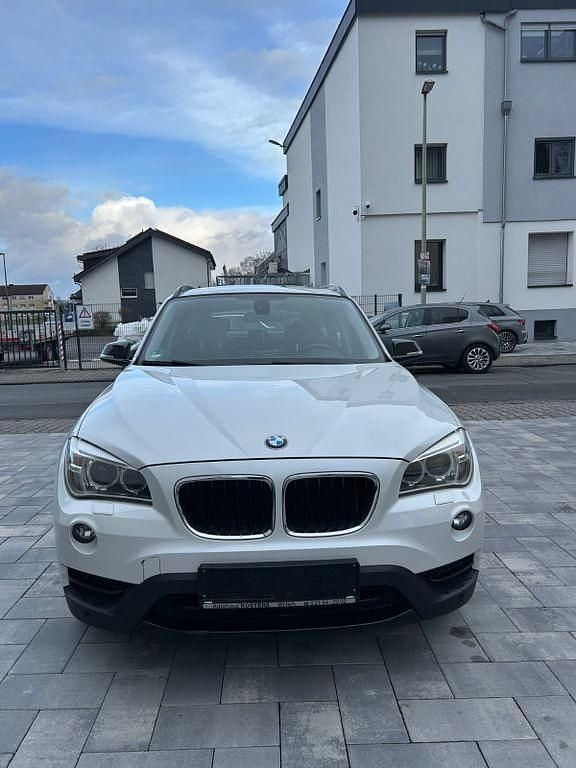 Gebraucht BMW X1 143 PS (105 kW) 2013 Weiß SUV