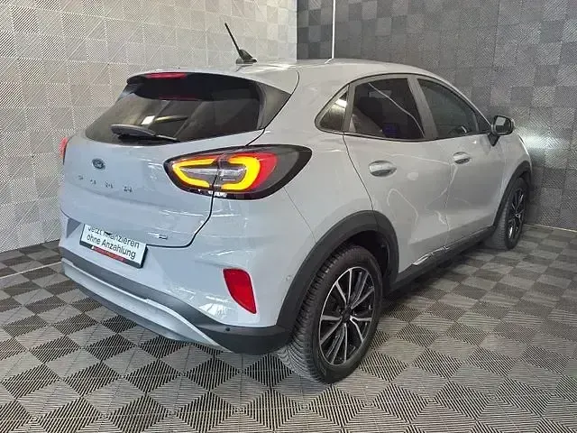Gebraucht Ford Puma Titanium 155 PS (114 kW) 2021 Grau SUV