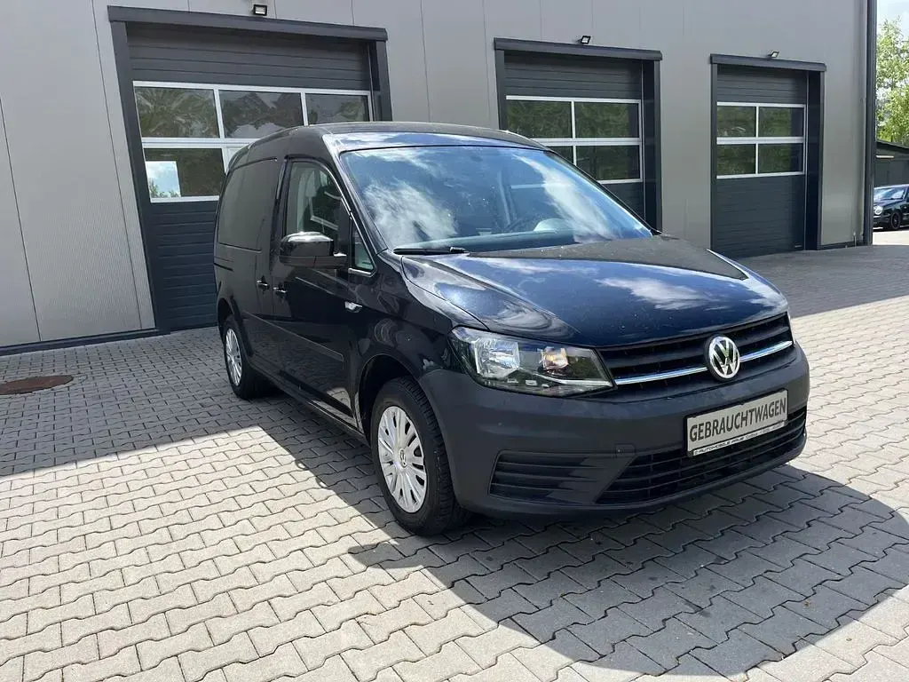 Używany VW Caddy Trendline 102 KM (75 kW) 2019 Czarny Minivan