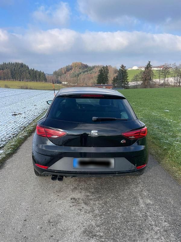 Gebraucht Seat Leon FR 125 PS (91 kW) 2018 Schwarz Kleinwagen