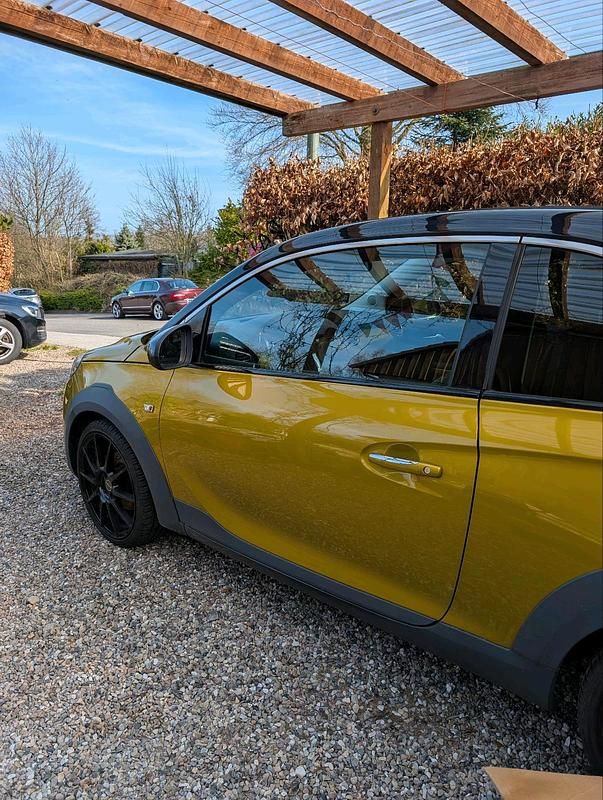 Gebraucht Opel Adam S 115 PS (84 kW) 2015 Gelb Kleinwagen