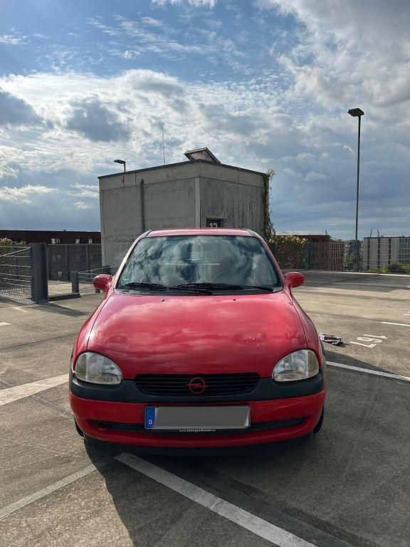 Rot Gebraucht 1999 Opel Corsa Kleinwagen | 1.100 € (Fairer Preis) - Bild 1/4