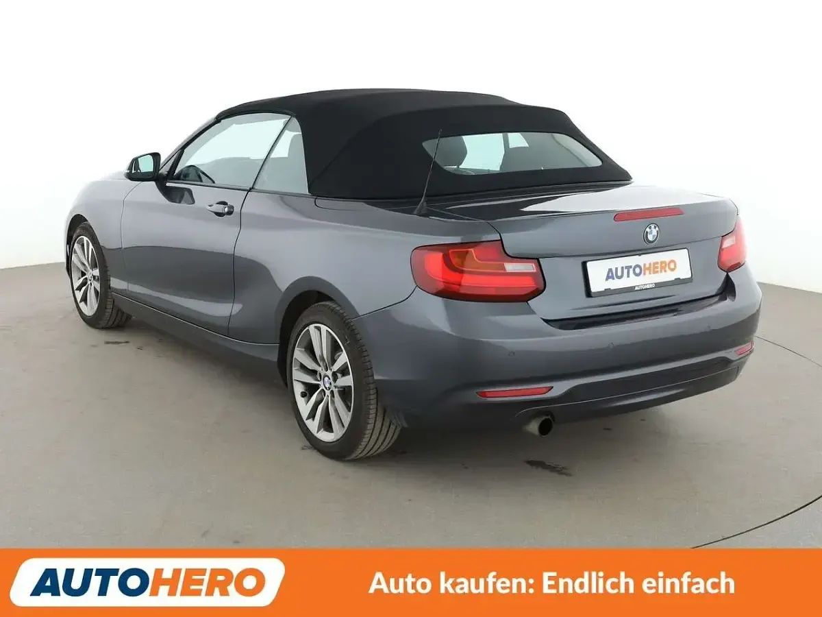 Używany BMW 220 Advantage 184 KM (135 kW) 2016 Szary Kabriolet