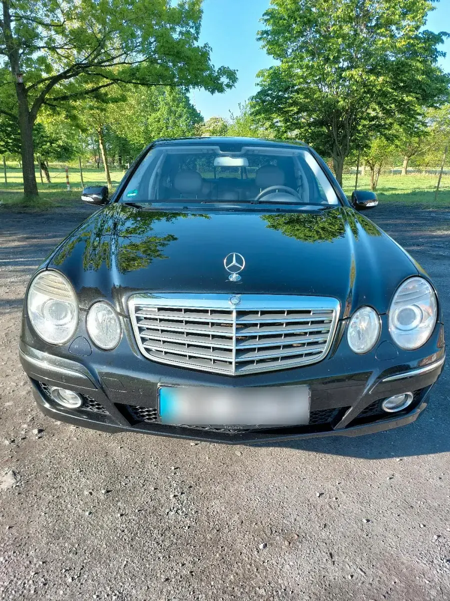 Gebraucht Mercedes E320 Elegance 224 PS (164 kW) 2006 Schwarz Limousine