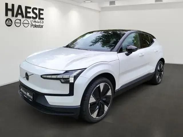 Crystal white (weiss) Gebraucht 2025 Volvo EX30 Plus SUV | 42.900 € (Guter Preis) - Bild 1/4