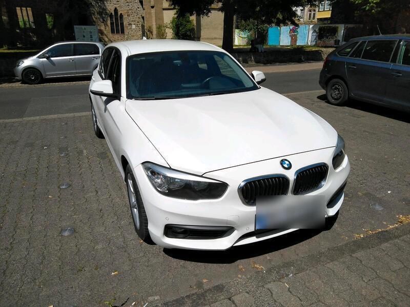Weiß Gebraucht 2016 BMW 116 M Sport Kleinwagen | 12.500 € (Fairer Preis) - Bild 1/4