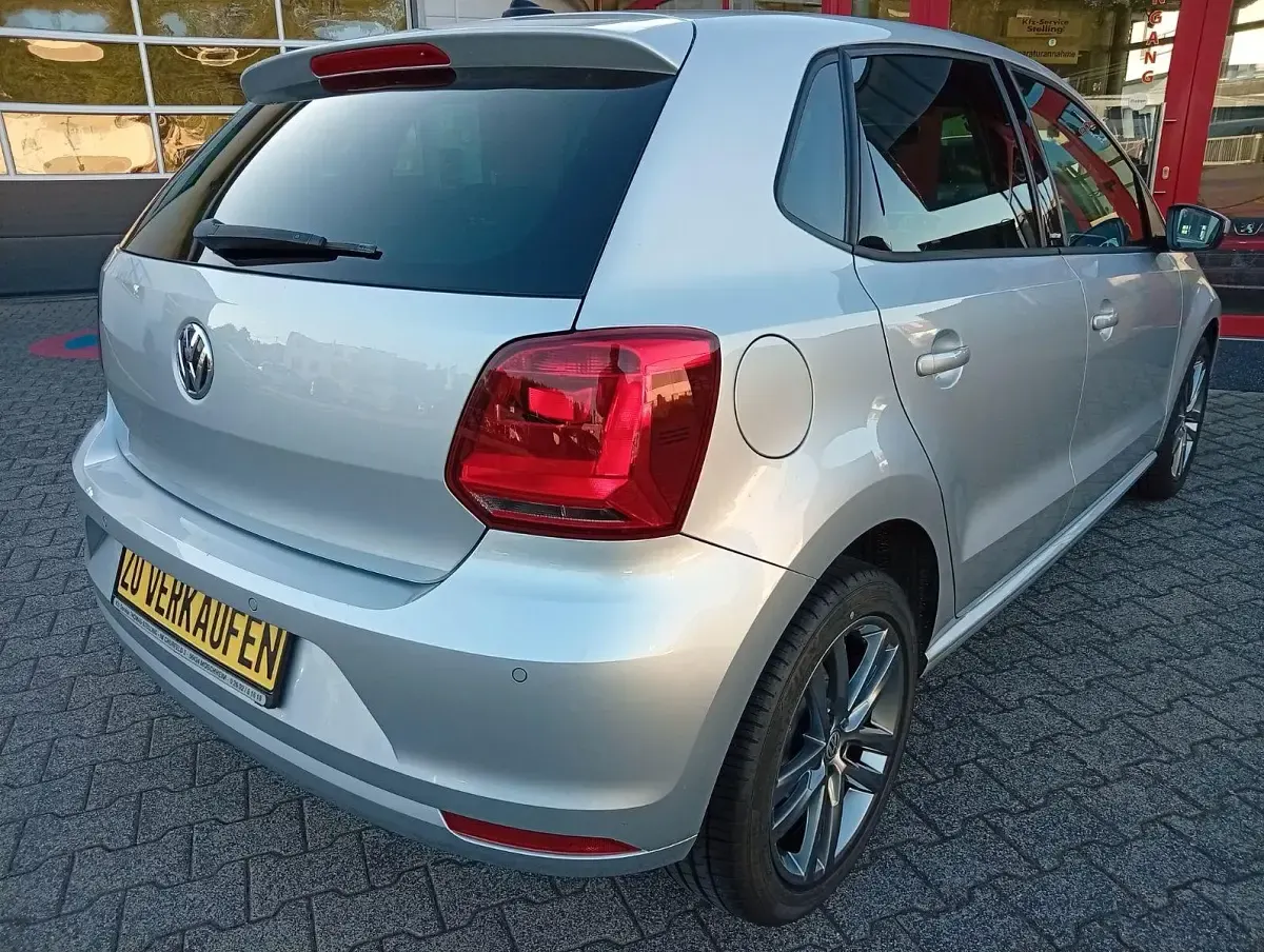 Gebraucht VW Polo Allstar 75 PS (55 kW) 2017 Silber Kleinwagen
