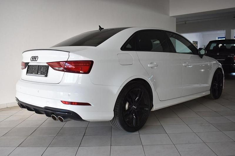 Gebraucht Audi S3 Sport 300 PS (220 kW) 2020 Weiß Limousine