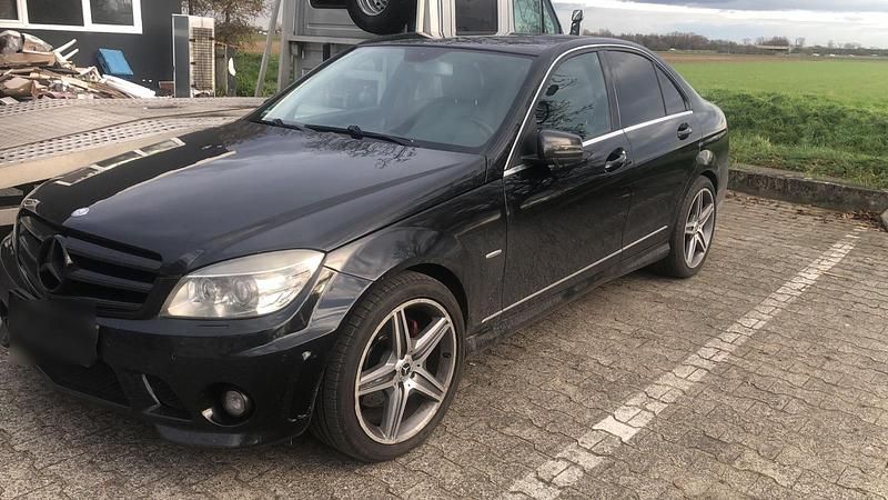 Gebraucht Mercedes C350 231 PS (169 kW) 2009 Schwarz Limousine