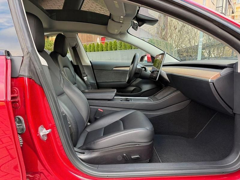 Gebraucht Tesla Model 3 RWD 239 kW (325 PS) 2022 Rot Limousine