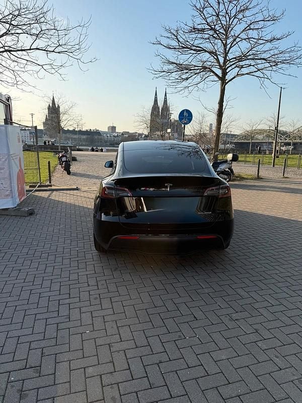 Gebraucht Tesla Model Y Performance 392 kW (534 PS) 2022 Schwarz SUV