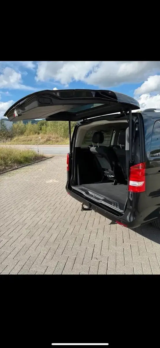 Gebraucht Mercedes V250 190 PS (139 kW) 2016 Schwarz Van / Kleinbus