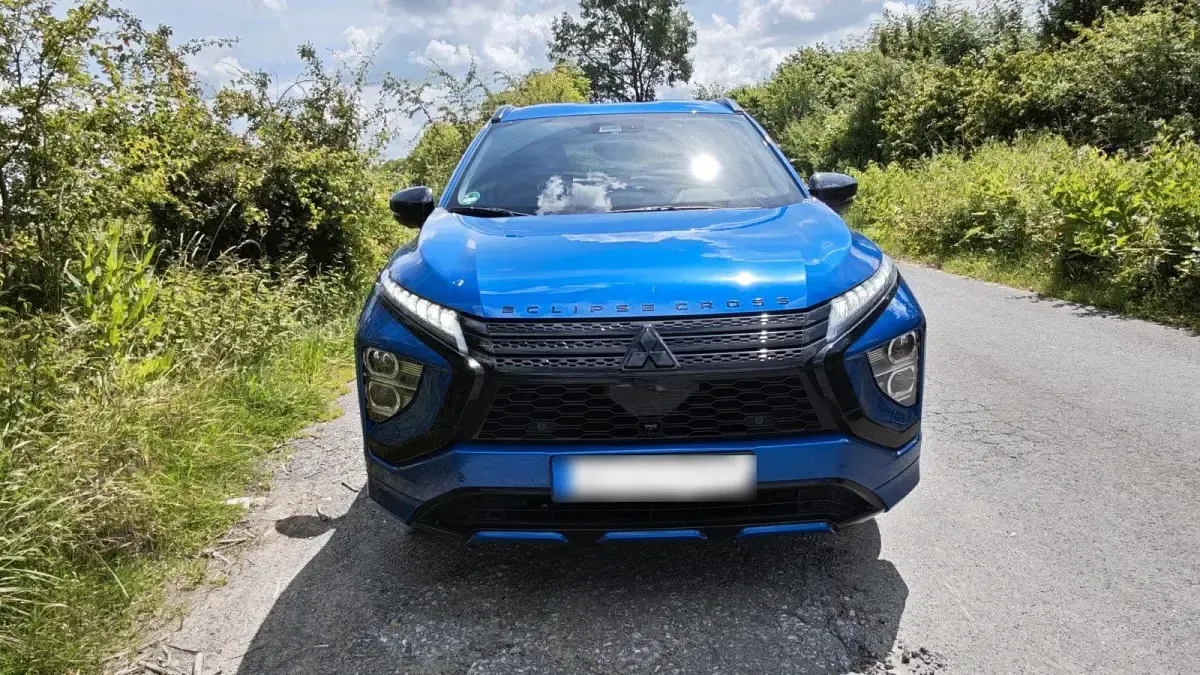 Gebraucht Mitsubishi Eclipse Cross Select 188 PS (138 kW) 2022 Blau SUV