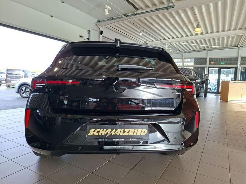 Nowe Opel Astra 145 KM (106 kW) 2026 Czarny Sedan/Limuzyna