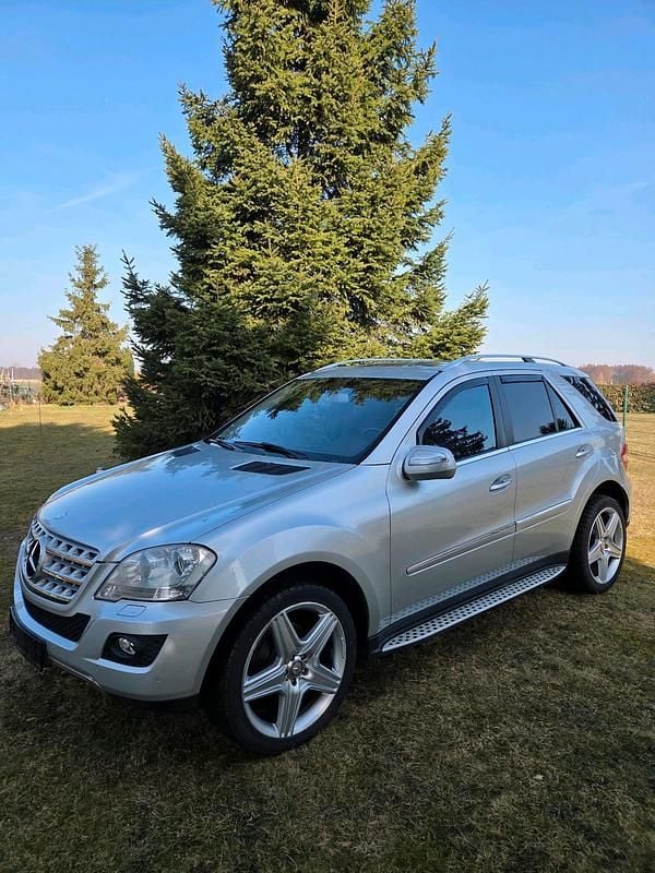 Gebraucht Mercedes 350 224 PS (164 kW) 2009 Silber SUV
