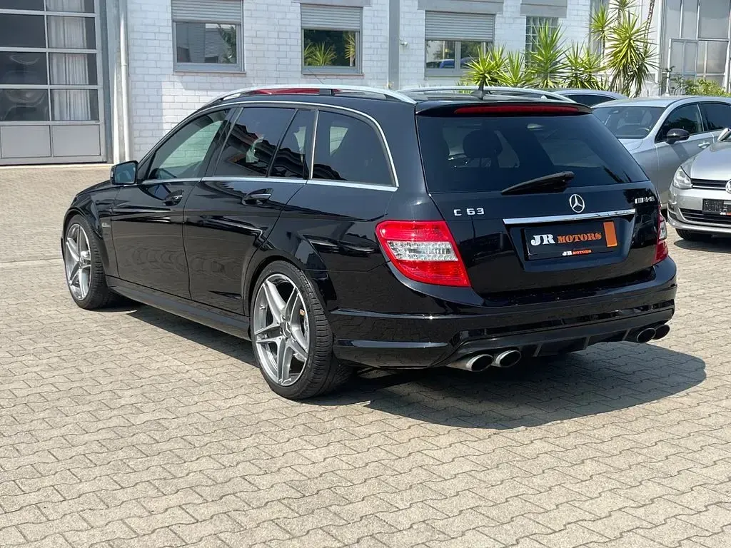Gebraucht Mercedes C63 AMG AMG 457 PS (336 kW) 2010 Schwarz Limousine
