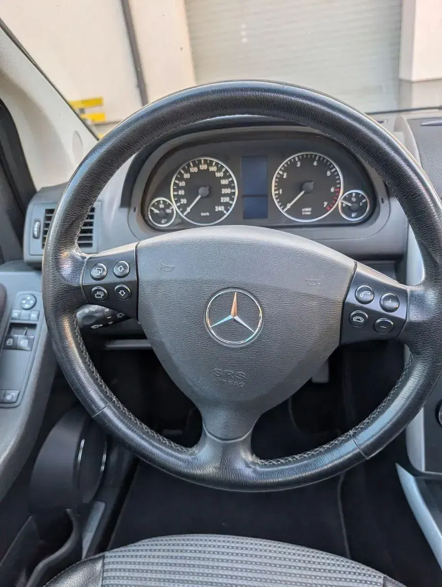 Gebraucht Mercedes A170 Avantgarde 116 PS (85 kW) 2006 Grau Van / Kleinbus