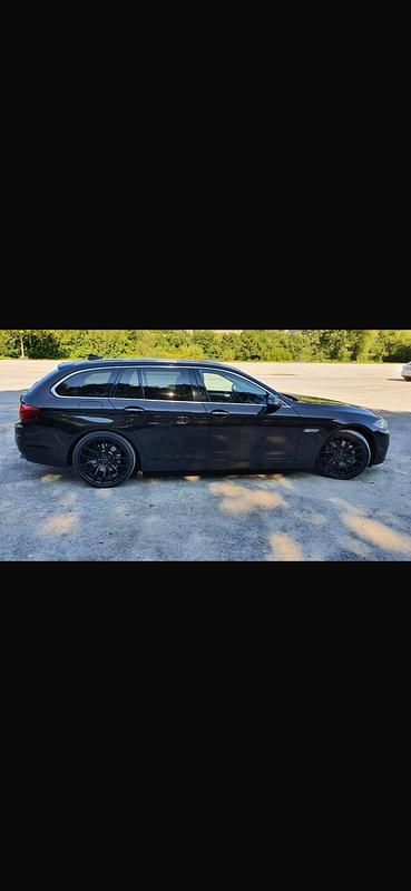 Gebraucht BMW 535 Comfort Edition 313 PS (230 kW) 2015 Schwarz Kombi