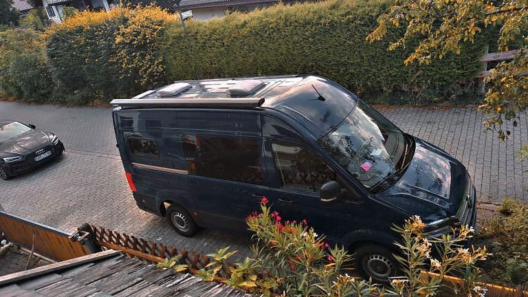 Gebraucht VW Crafter 177 PS (130 kW) 2018 Blau Van