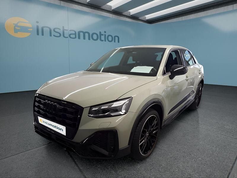 Grün Gebraucht 2022 Audi Q2 SUV | 28.599 € (Teuer) - Bild 1/4
