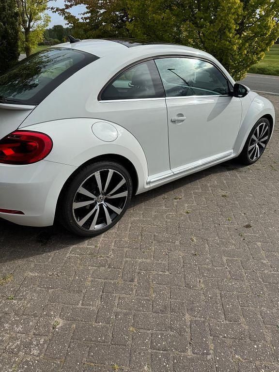 Gebraucht VW Beetle Exclusive 140 PS (102 kW) 2014 Weiß Kleinwagen