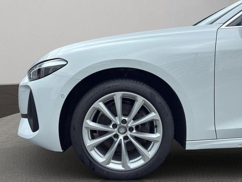 Gebraucht Audi A5 Ambiente 204 PS (150 kW) 2025 Gletscherweiß metallic Kombi