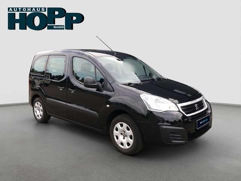 Other Gebraucht 2017 Peugeot Partner Tepee Active Van / Kleinbus | 10.990 € (Etwas zu teuer) - Bild 1/4