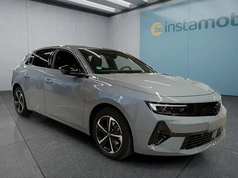 Gebraucht Opel Astra 131 PS (96 kW) 2025 Kleinwagen