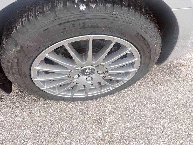 Gebraucht Mazda 3 Exclusive 105 PS (77 kW) 2007 Silber Limousine