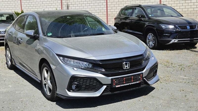 Silber Gebraucht 2018 Honda Civic Sport Plus Limousine | 14.300 € (Superpreis) - Bild 1/4