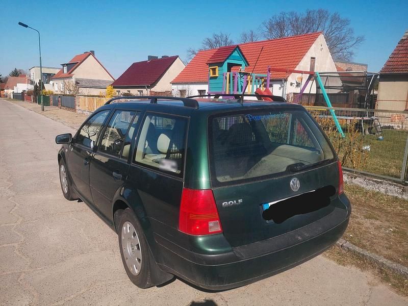 Gebraucht VW Golf IV 75 PS (55 kW) 2001 Grün Kombi