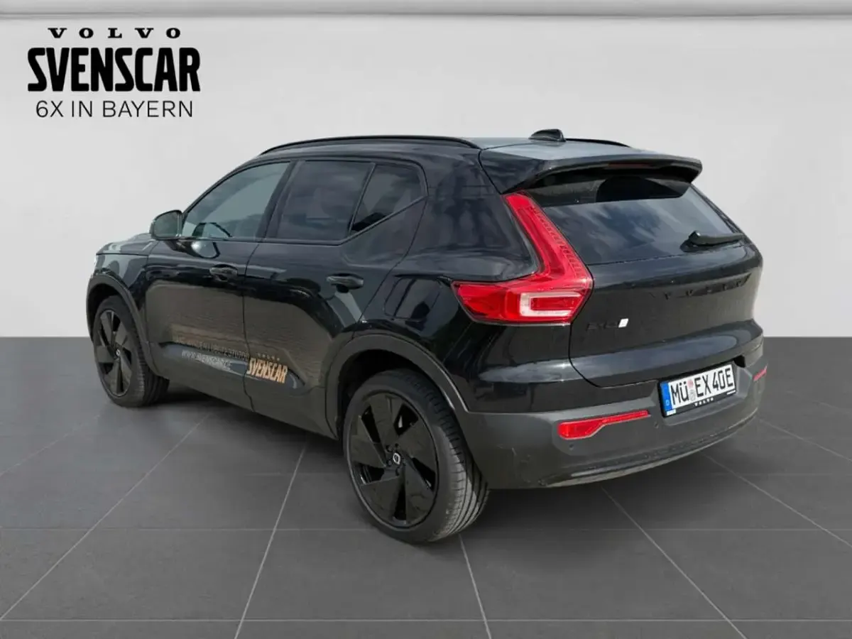 Gebraucht Volvo EX40 Performance 325 kW (442 PS) 2026 Onyx black SUV