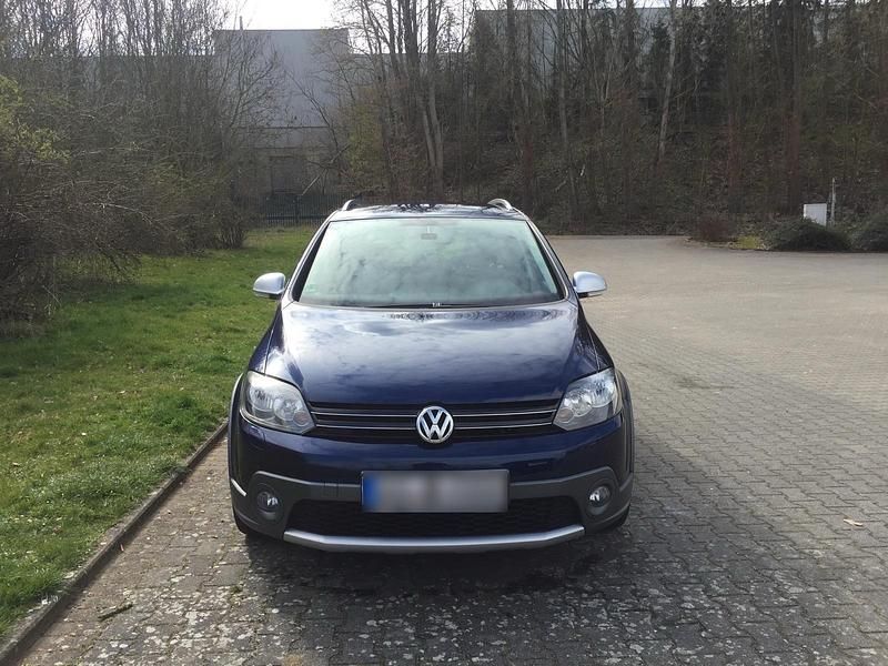Gebraucht VW Golf VI 140 PS (102 kW) 2010 Blau Kleinwagen