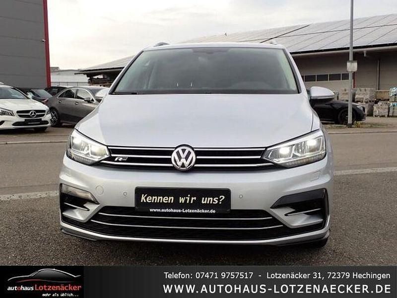Gebraucht VW Touran Highline 150 PS (110 kW) 2020 Silber Van / Kleinbus