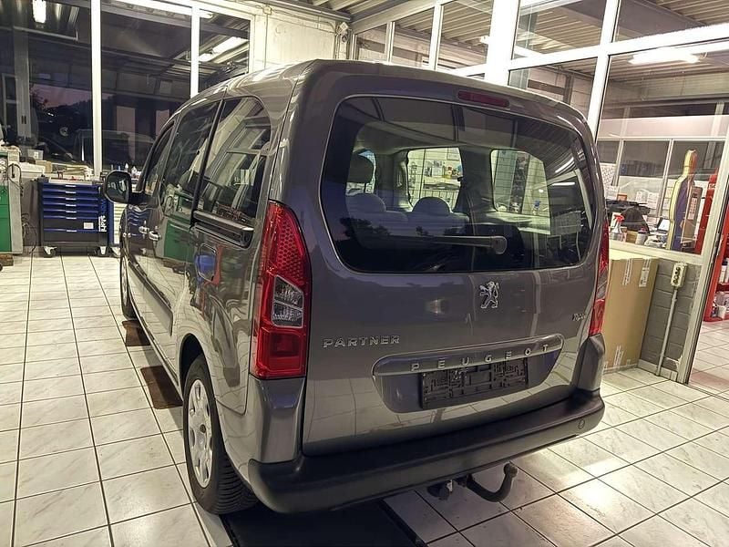Other Gebraucht 2011 Peugeot Partner Tendance Van | 4.300 € (Fairer Preis) - Bild 1/4