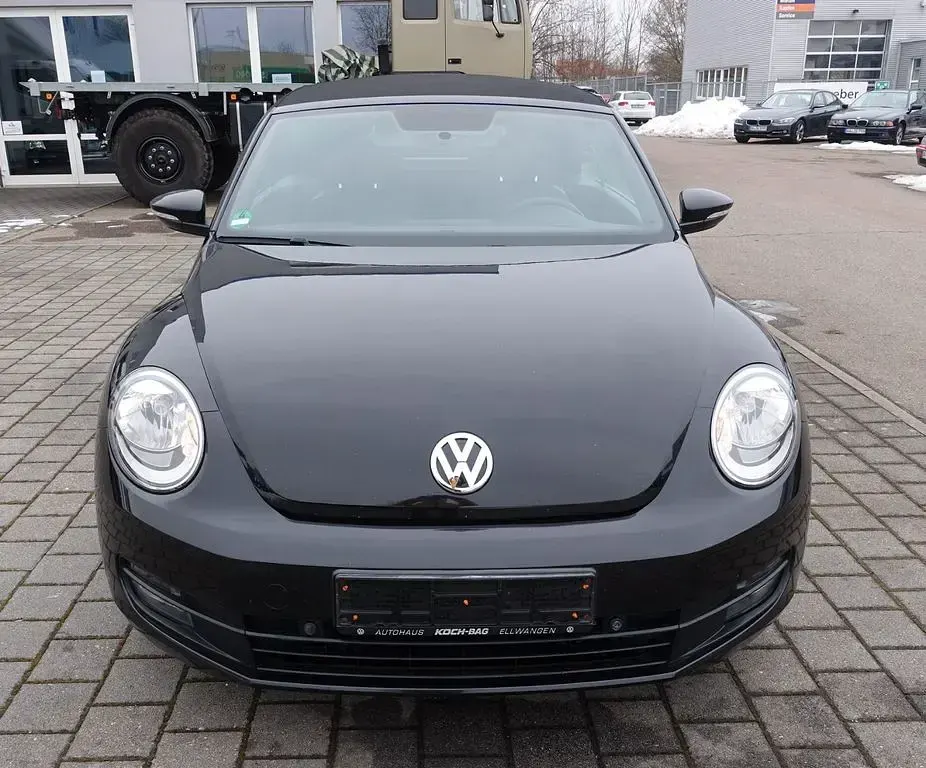 Gebraucht VW Beetle Cabriolet Basis 160 PS (117 kW) 2013 Schwarz Cabrio