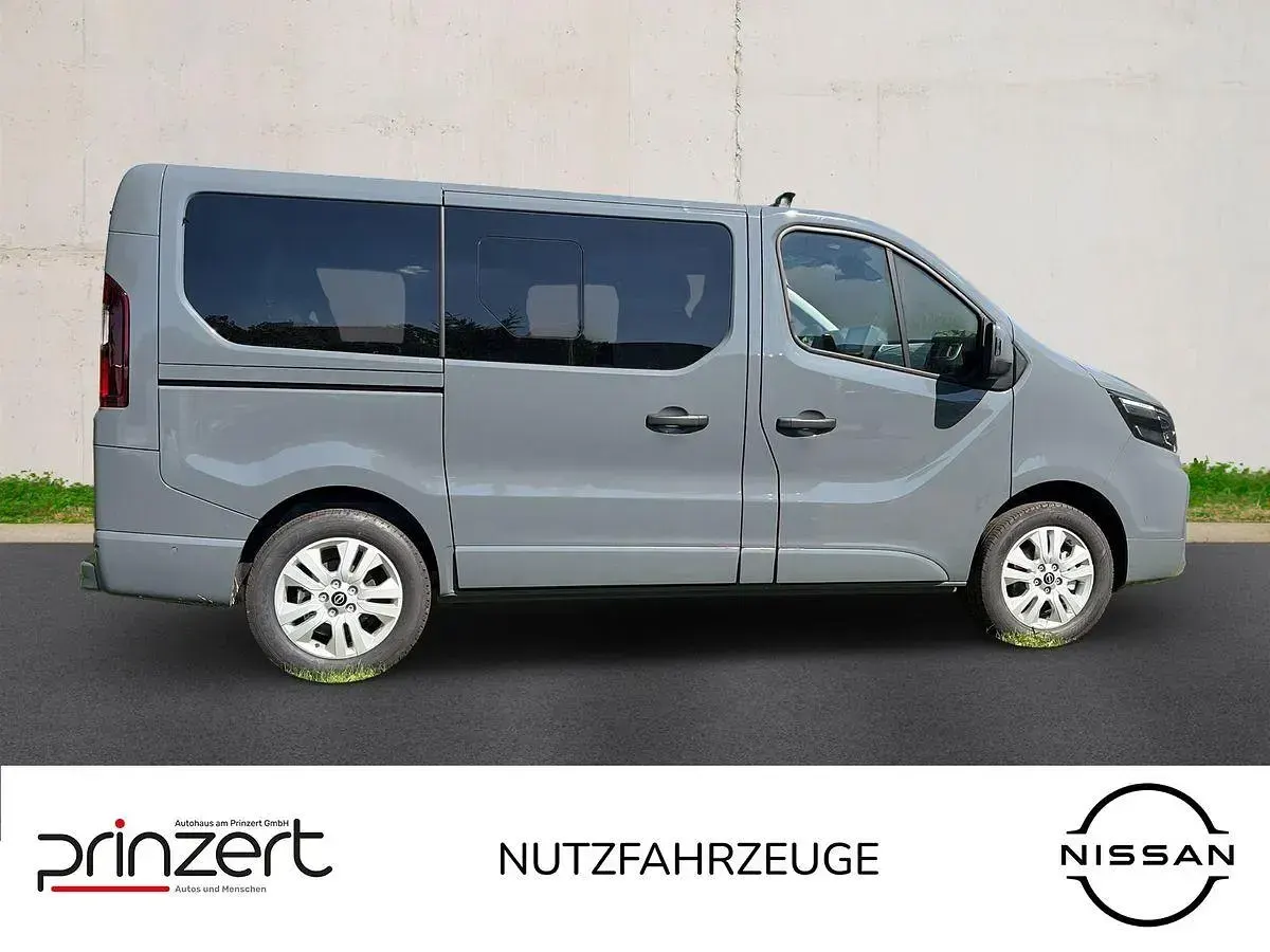 Neu Nissan Primastar Tekna 170 PS (125 kW) 2026 Urban grey Van / Kleinbus