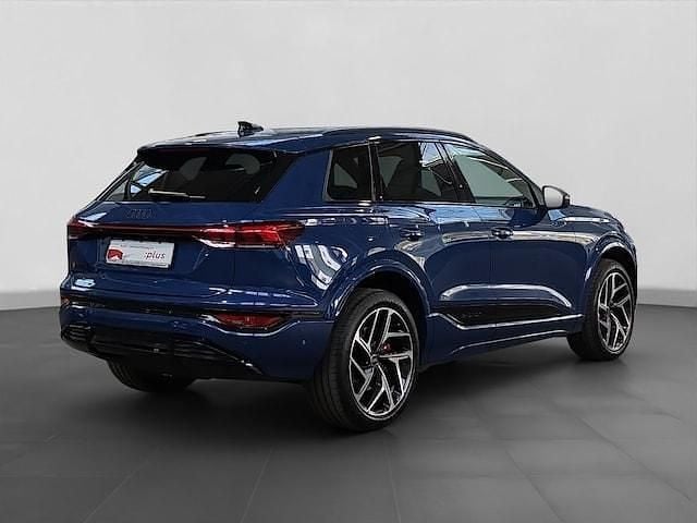 Gebraucht Audi SQ6 e-tron Ambiente 359 kW (489 PS) 2024 Ascariblau metallic SUV