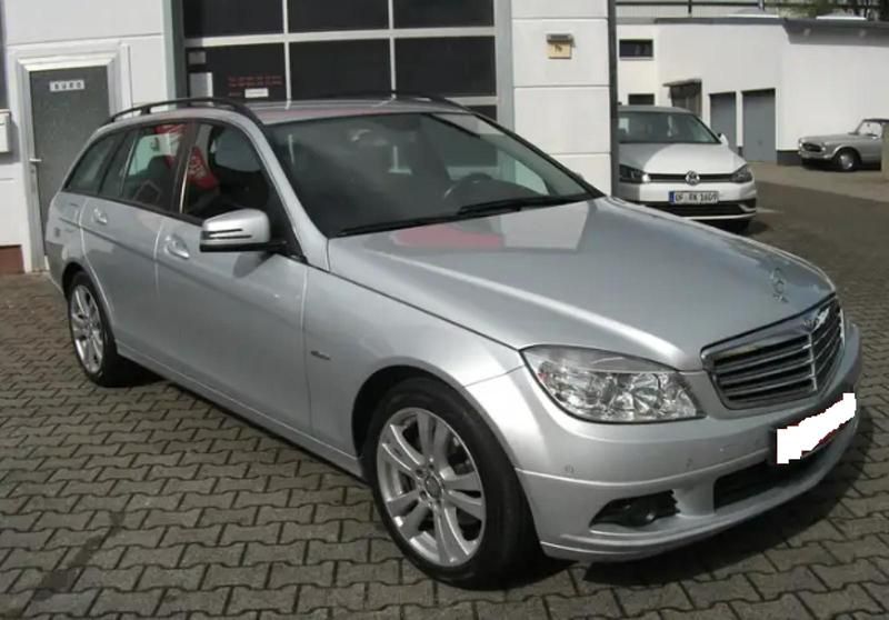 Silber Gebraucht 2010 Mercedes C180 Kombi | 7.600 € (Fairer Preis) - Bild 1/4