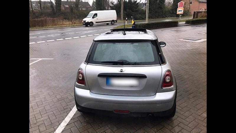 Gebraucht Mini ONE 102 PS (75 kW) 2009 Silber Kleinwagen