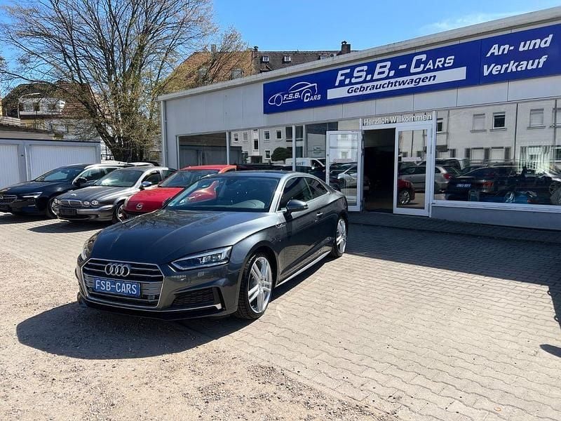 Gebraucht Audi A5 Design 190 PS (139 kW) 2019 Grau Coupé